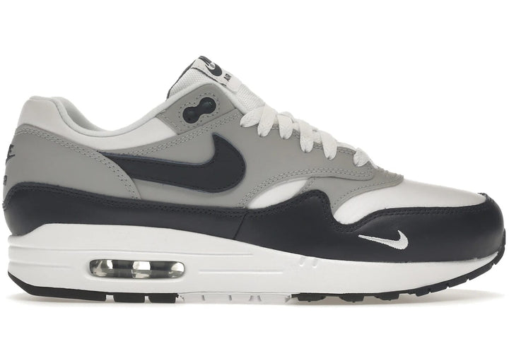 Nike Air Max 1 LV8