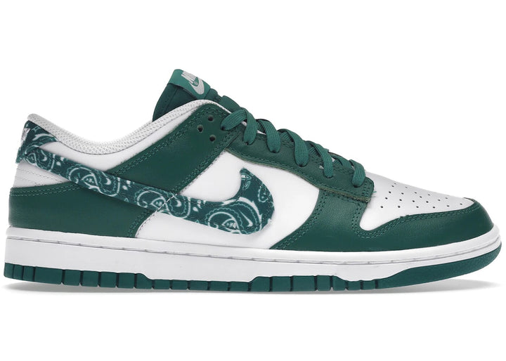 Nike Dunk Low Essential