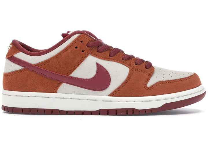 Nike SB Dunk Low Pro